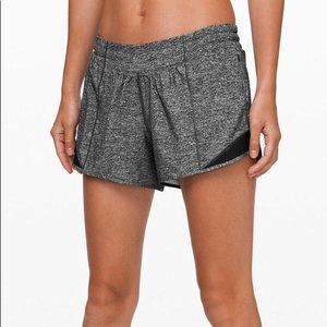 Lululemon Hotty Hot Short Size 4 Tall Grey